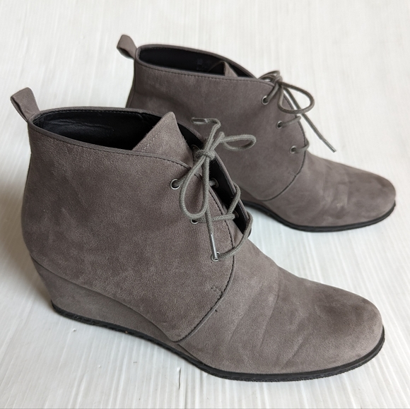FRANCO SARTO Annabelle gray suede oxford wedge ankle booties - Picture 5 of 12